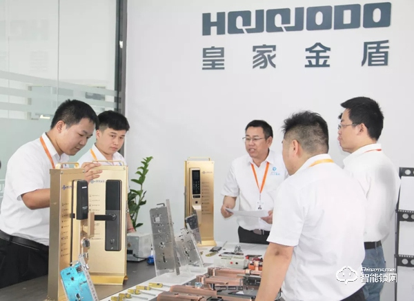 皇家金盾智能鎖董事長劉建新：務(wù)實心態(tài)做產(chǎn)品，優(yōu)秀團(tuán)隊是核心