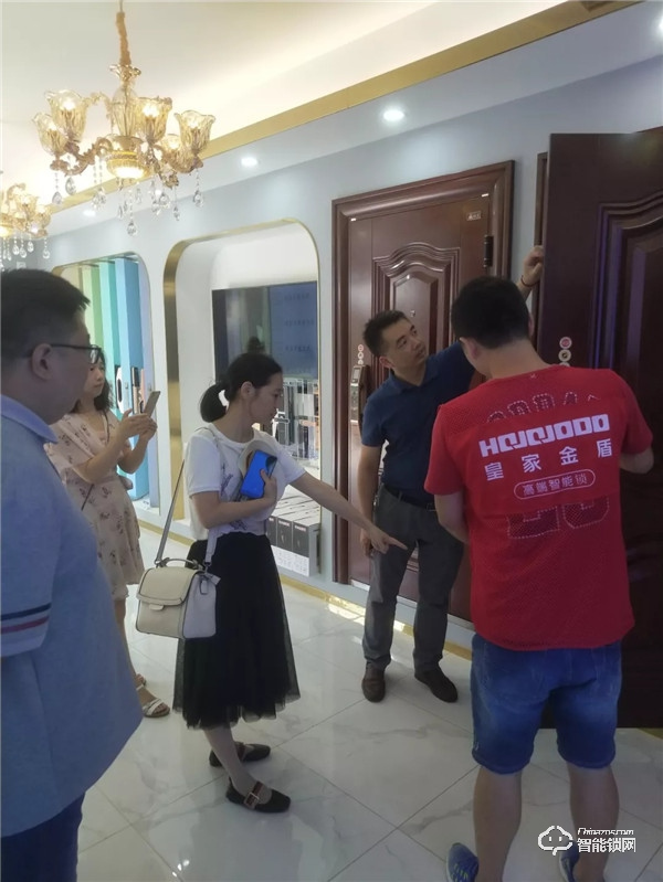 金秋九月 新店開業｜皇家金盾昆山旗艦店盛大開業，助力開學