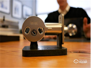 前蘋果高管推首款智能門鎖：不改變整門外觀快速安裝