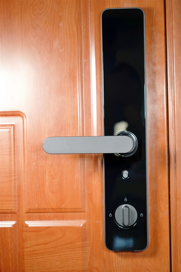 小米智能門鎖Pro圖賞：1599元帶高清可視門鈴