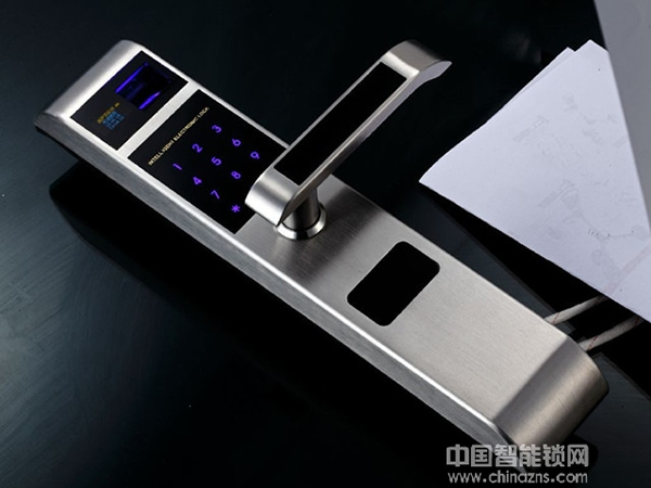 如何選購性價比高的指紋鎖