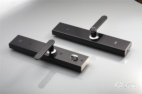 上手不后悔，小Biu智能鎖真心讓我點(diǎn)贊