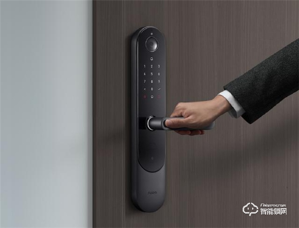 小米生態鏈新品智能鎖開售，集人體感應攝像頭一體，安全讓人放心