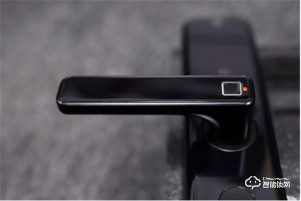 耶魯智能門鎖，用智慧科技加固安全感