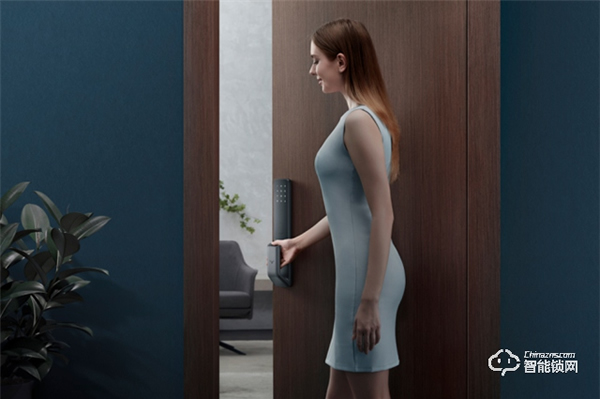 全自動鎖體已成高端智能鎖標配，鹿客S30樹行業標桿