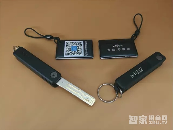 ZTE中興智能門鎖開箱測評體驗