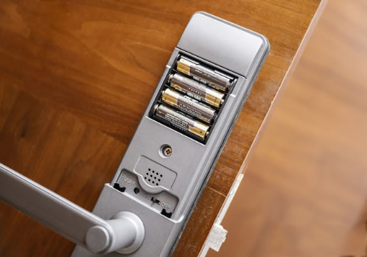 云米互聯智能指紋鎖面世 智能生活方式將會逐漸滲入每家每戶