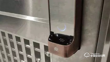 體驗(yàn)樂(lè)橙K5智能指紋鎖：主動(dòng)防御讓家更安全