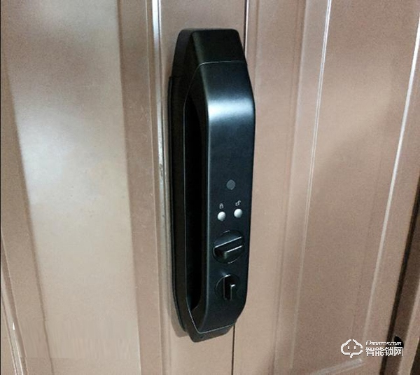 用臉做鑰匙，德施曼小嘀R5人臉識別智能鎖評測