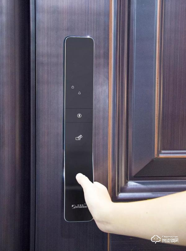 顛覆以往，全球超薄——羅曼斯DD5超薄全自動智能鎖測評