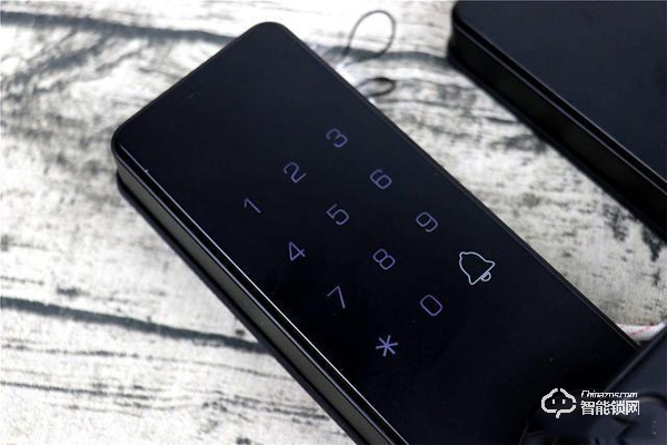 小益E206指紋鎖使用測評 千元鎖表現(xiàn)更出色