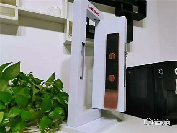 讓人驚喜的不止外觀 聯(lián)想智能門鎖X1深度測評