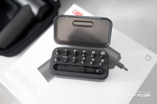 你要的裝智能鎖神器來了|米家電動螺絲刀體驗