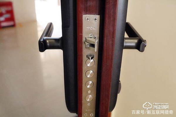 未關(guān)門立即提醒，指紋識別又快又準(zhǔn)，TCL K5智能鎖實測體驗