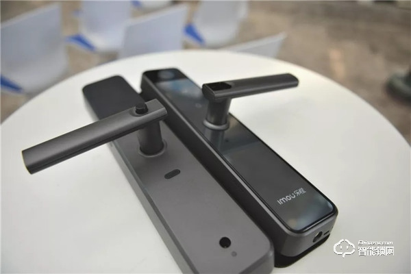 你家的門鎖該升級了 樂橙P6三維感官視頻鎖首發評測