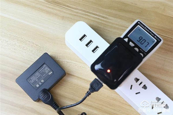 TCL智能鎖實力攪局，外觀新穎別樹一幟，一鍵開關更方便