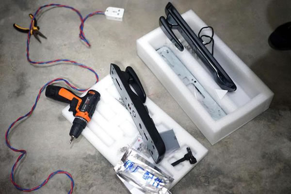 便捷安全兩不誤，希箭C1炫酷黑全自動智能鎖入手記