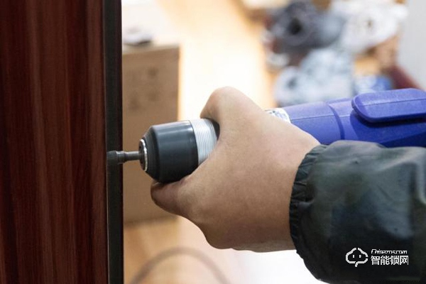 用了再也回不去，更換歐瑞博智能鎖 C1 的親身經歷