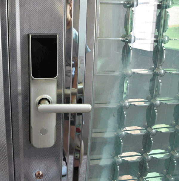 西勒奇指紋智能鎖好不好，指紋鎖對于馬大哈來說也很實用