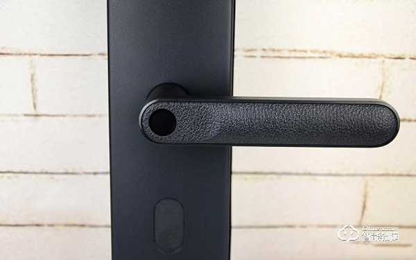 799元的簡約智能門鎖小米有品定制版，五種解鎖方式，簡約不簡單