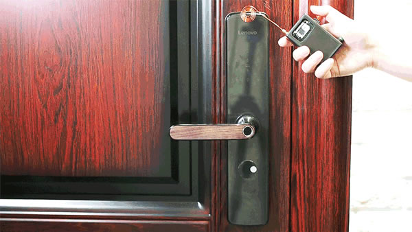 聯想智能門鎖E1測評：家庭升級智能門鎖的首選優品