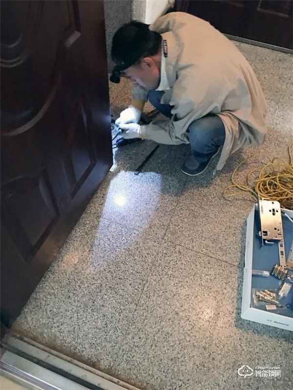 博世指紋鎖怎么樣？博世指紋鎖安裝使用評測