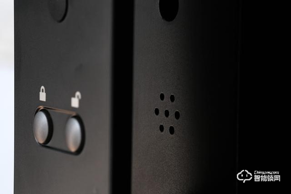 德施曼R7人臉識(shí)別智能鎖，換一個(gè)更加輕松的方式進(jìn)家門