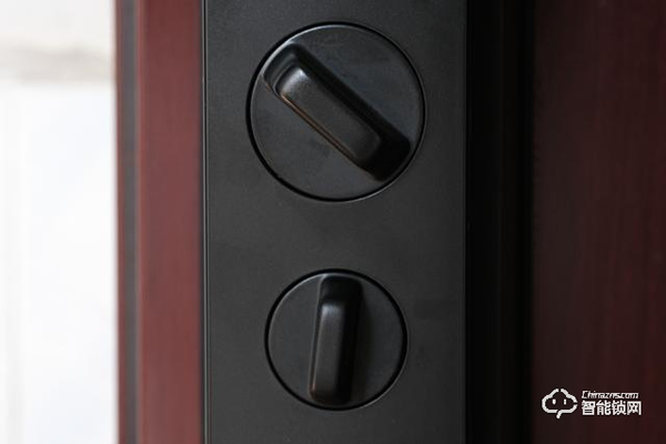 德施曼R7人臉識(shí)別智能鎖，換一個(gè)更加輕松的方式進(jìn)家門