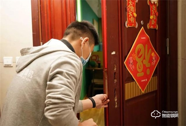 智能貓眼加持安全，螢石DL30VS視頻智能鎖體驗