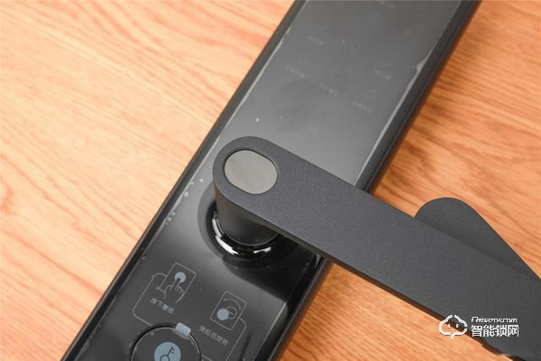 智能門鎖如何選?Aqara N200詳細(xì)評(píng)測(cè):內(nèi)外兼修,優(yōu)點(diǎn)多于缺點(diǎn) 智能門鎖如何選?Aqara N200詳細(xì)評(píng)測(cè):內(nèi)外兼修,優(yōu)點(diǎn)多于缺點(diǎn)