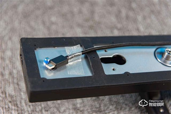 簡配安全不減，鑰匙終結者，體驗米家智能門鎖青春版