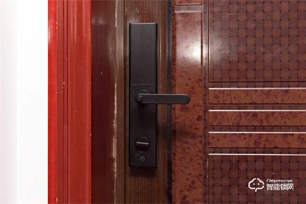 簡配安全不減，鑰匙終結者，體驗米家智能門鎖青春版