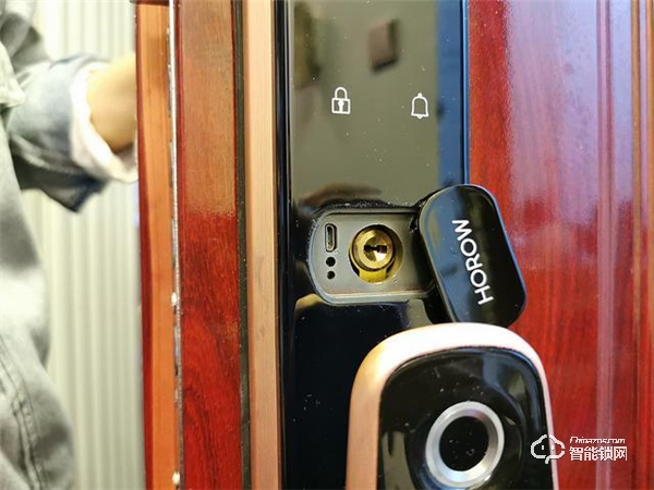 用了指紋鎖，才知道出門多便捷！希箭C1智能門鎖測評