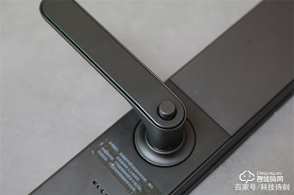 小愛同學開門，從此不帶鑰匙、性價比之王！小益E206MI智能鎖測評