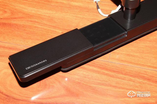 大氣精致+安全可靠+功能豐富+操作便捷=德施曼T91P智能鎖