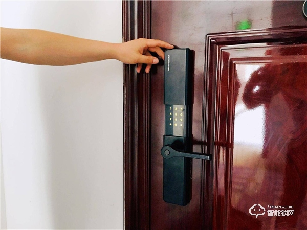 新增三大傳感技術，德施曼T91P智能鎖，讓門鎖安全系數更高
