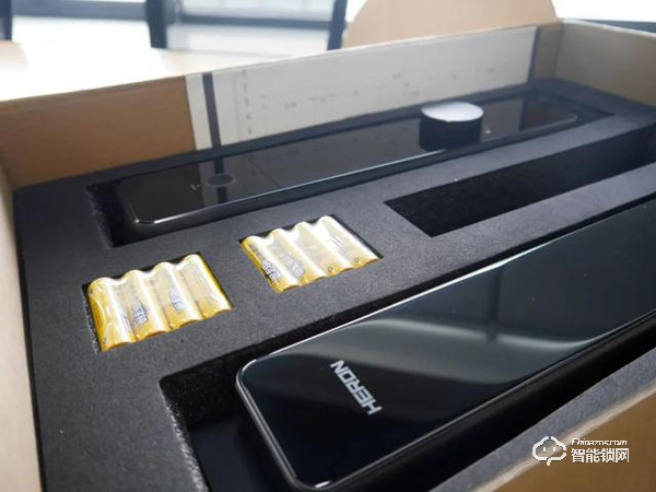 黑龍H8首發(fā)測(cè)評(píng)：將「細(xì)節(jié)」與「科技」做到極致的智能鎖！