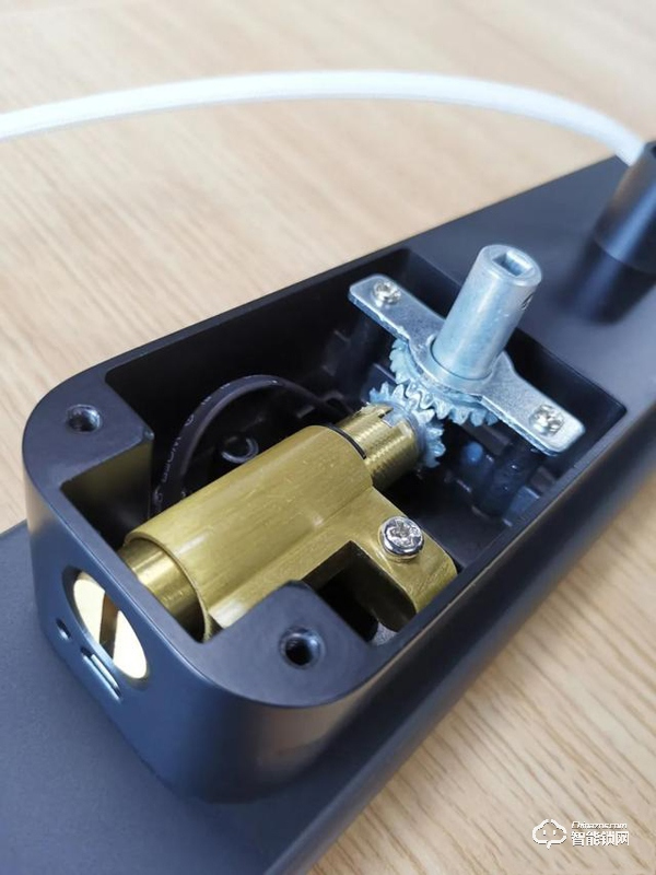 黑龍H8首發(fā)測(cè)評(píng)：將「細(xì)節(jié)」與「科技」做到極致的智能鎖！