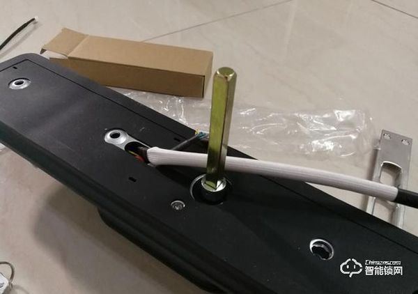 C級鎖芯+5D安全防護技術，TCL智能鎖安全杠桿滴