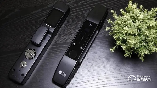 小益X6S智能鎖，顏值爆棚 | 3.5寸可視貓眼、6種開鎖方式、支持天貓精靈系統