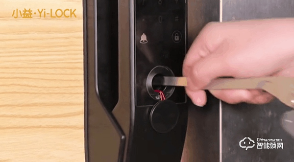 小益X6S智能鎖，顏值爆棚 | 3.5寸可視貓眼、6種開鎖方式、支持天貓精靈系統