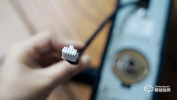 百元智能門鎖初體驗-小益E206米家智能鎖