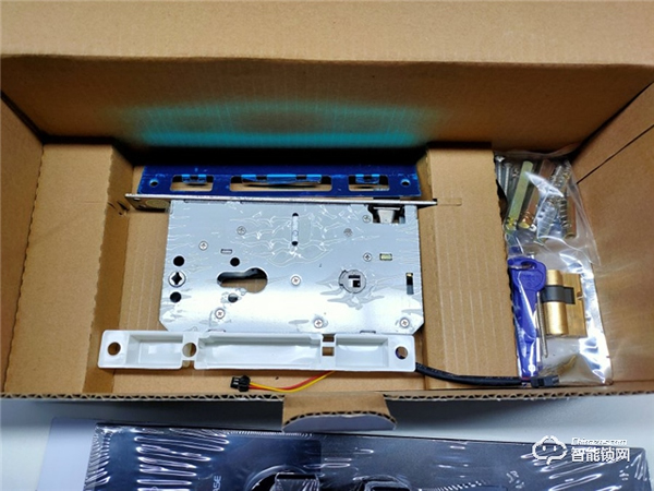 輕租智能鎖真實(shí)測評：租的放心，管的省心