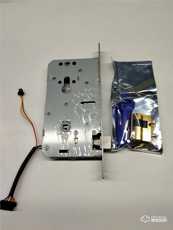 輕租智能鎖真實(shí)測評：租的放心，管的省心