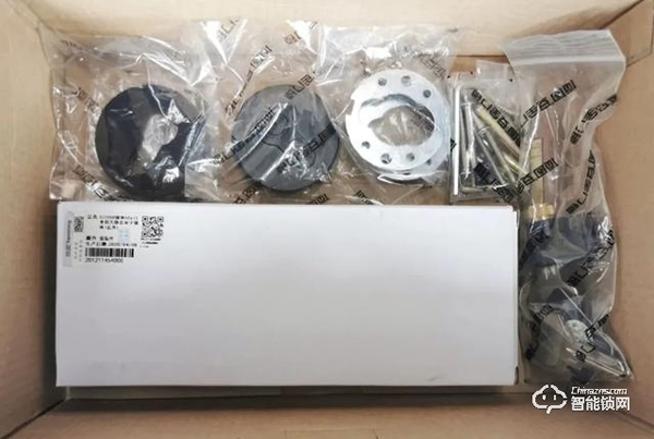 頂固安全門(mén)鎖ND100評(píng)測(cè)：簡(jiǎn)而不凡，給家庭多重守護(hù)