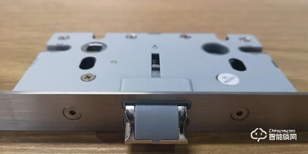 頂固安全門(mén)鎖ND100評(píng)測(cè)：簡(jiǎn)而不凡，給家庭多重守護(hù)