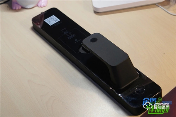 小米全自動智能門鎖評測：開門步驟簡化，一句話就能解鎖