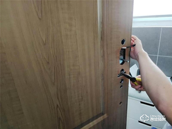 顏值、安全、智能，松下72系智能鎖使用評測