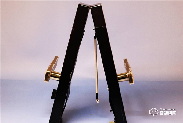 主打智能門鎖品牌裝修新房換門鎖，智能歐瑞博智能鎖給你安家防護