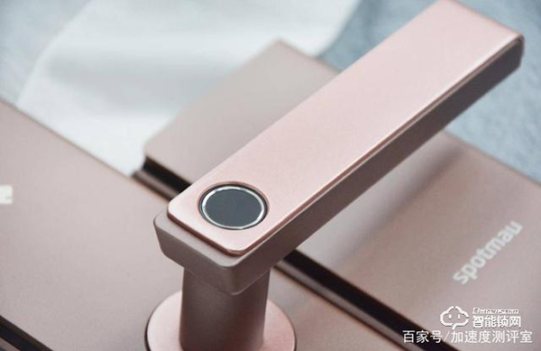 首創(chuàng)行業(yè)呼吸燈設(shè)計，斑點貓Z3智能指紋鎖實測體驗，顏值擔(dān)當(dāng)者